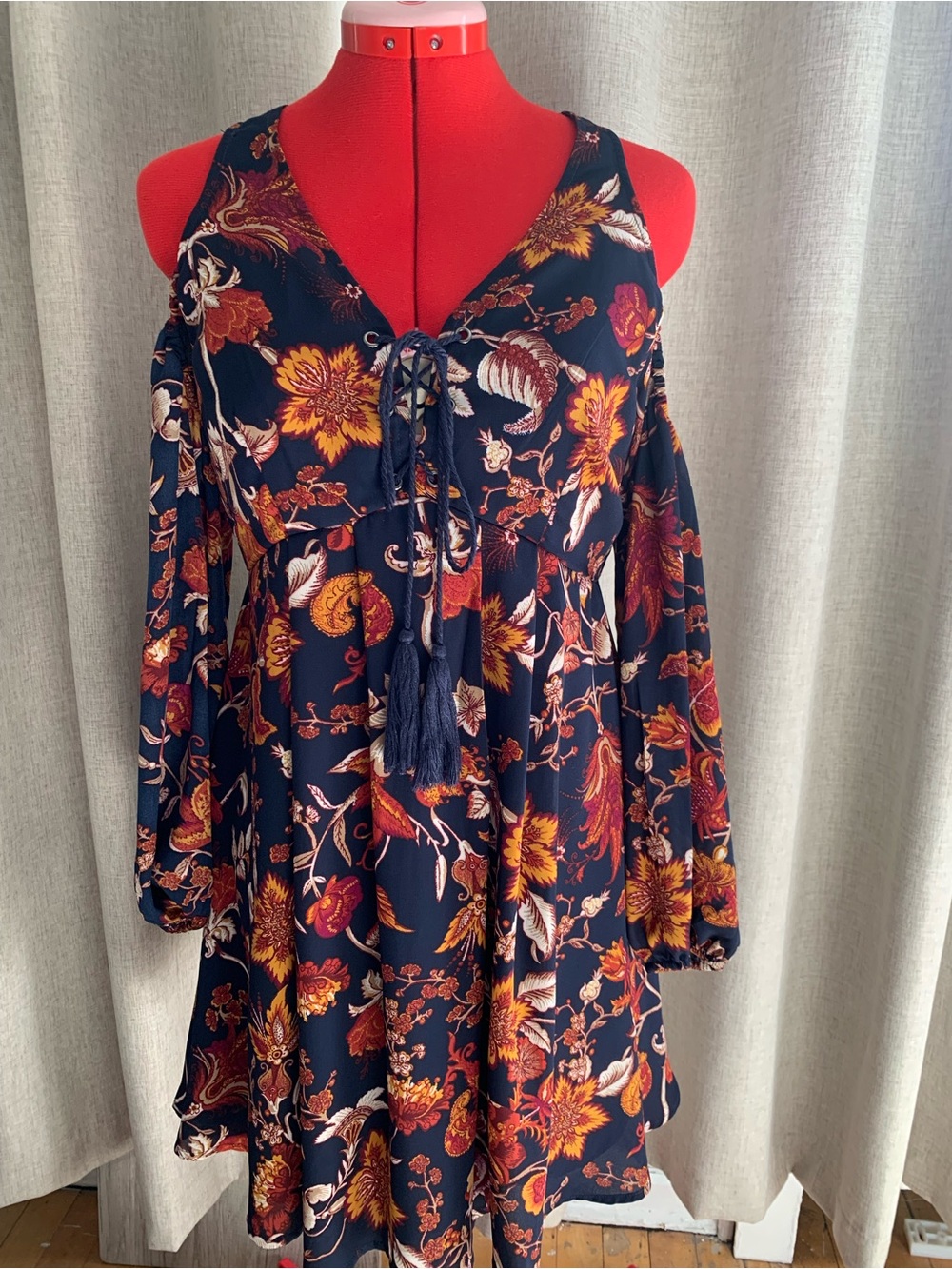 Romeo + Juliet Couture Navy Floral Cold-Shoulder Lace-Up Dress